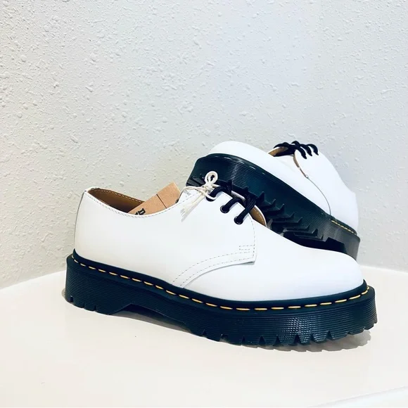 Dr. Martens 1461 Bex Smooth Leather Unisex White Oxford Shoes Sz W-8 M-7 NEW